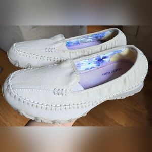 Skechers Bikers Jaywalk Ivory Women's Slip-on Shoes, Sz 7.5